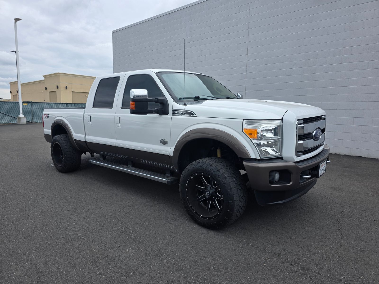 2016 Ford F-250SD King Ranch photo 2
