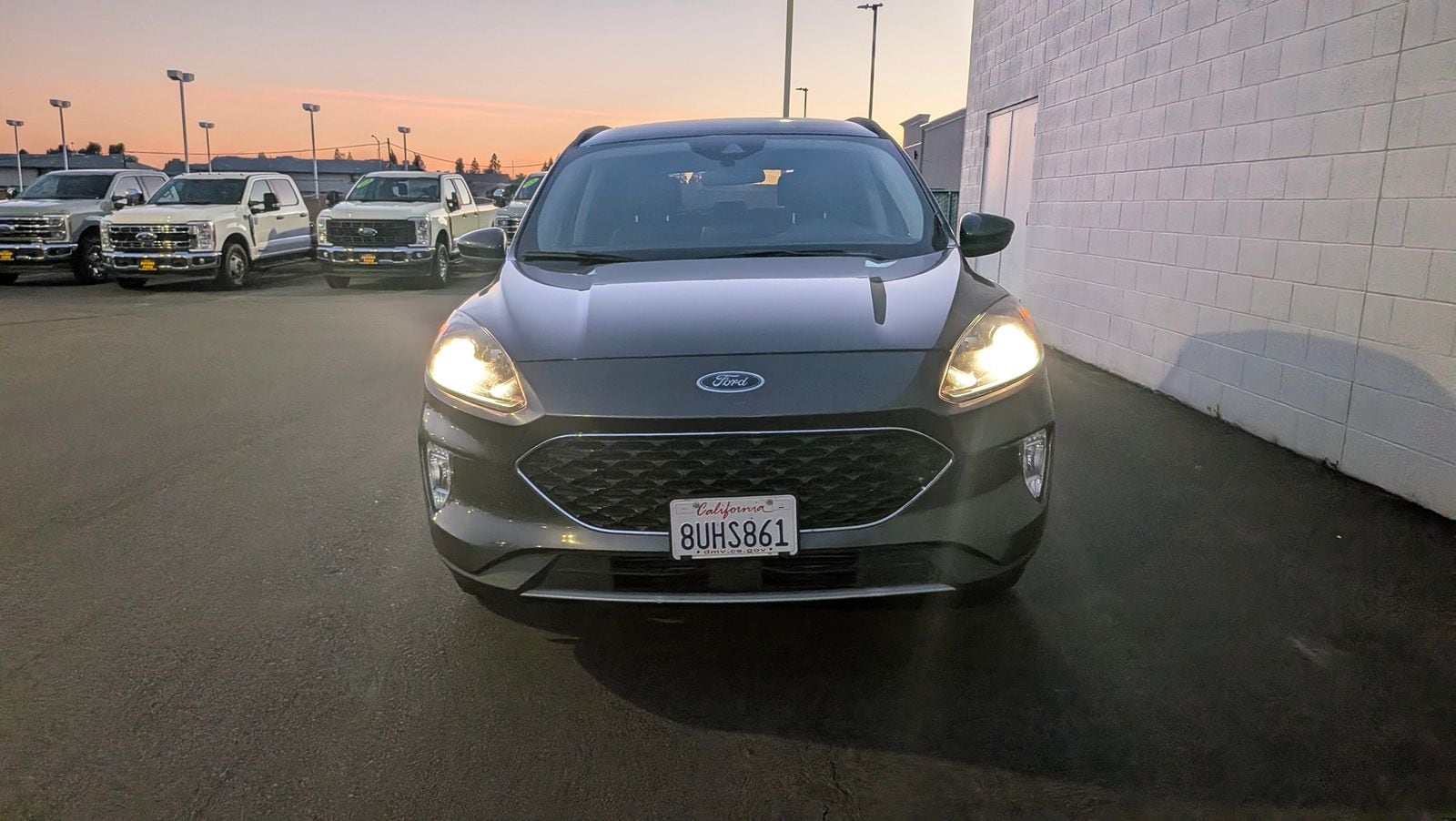 2020 Ford Escape SEL photo 2