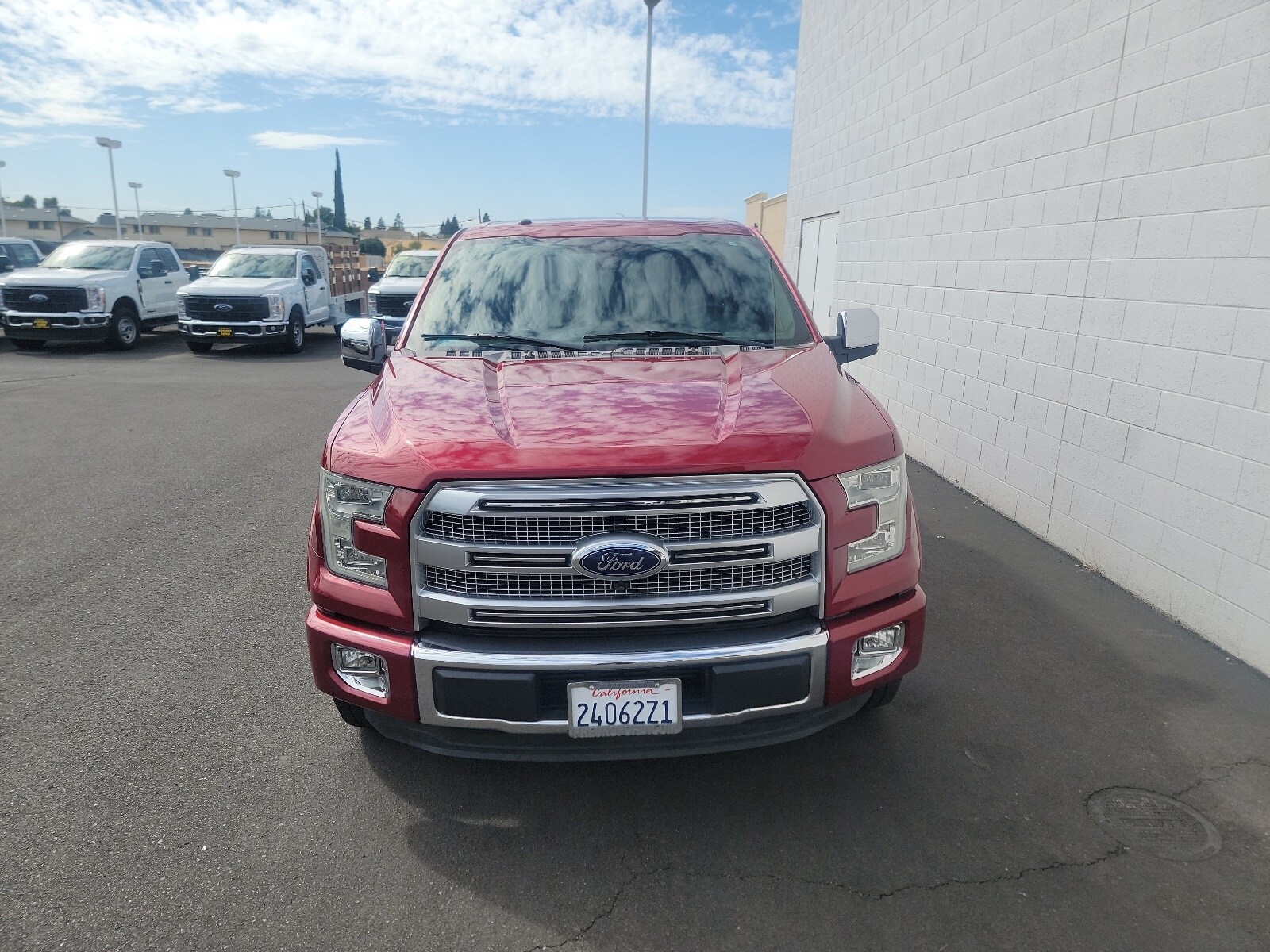2015 Ford F-150 Platinum photo 4