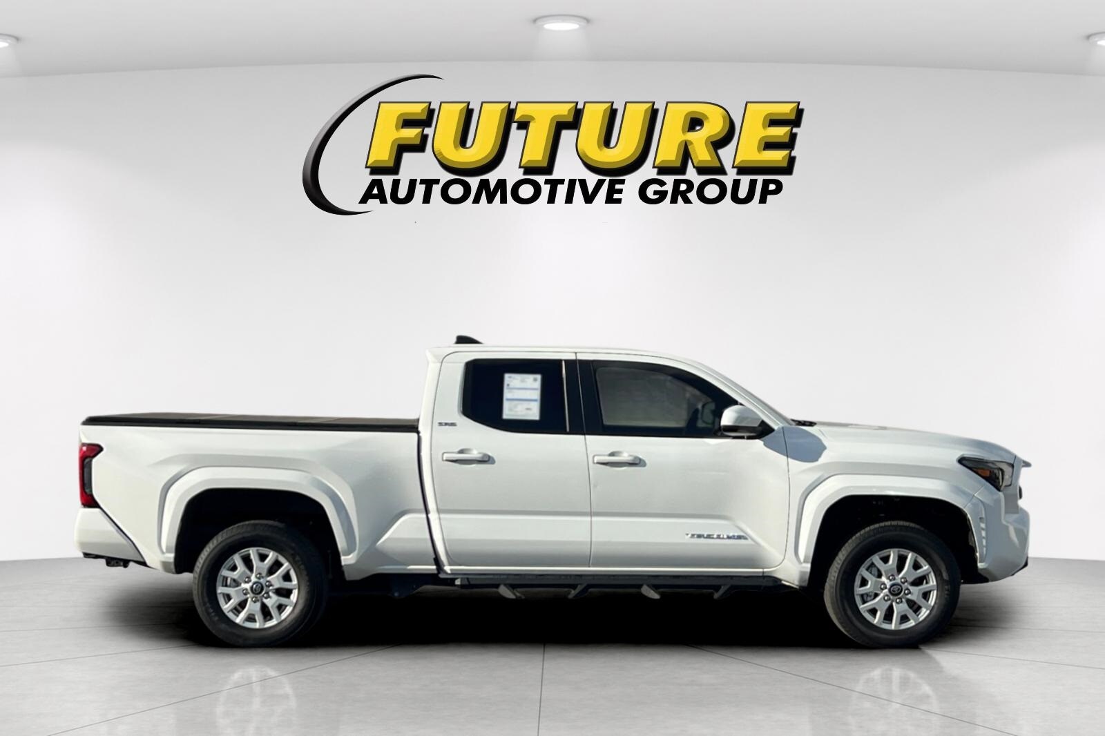 2025 Toyota Tacoma photo 2