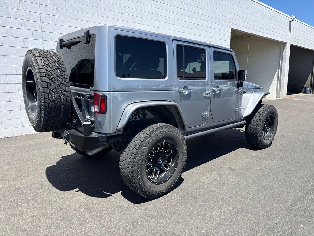 Used 2017 Jeep Wrangler Unlimited Rubicon SUV