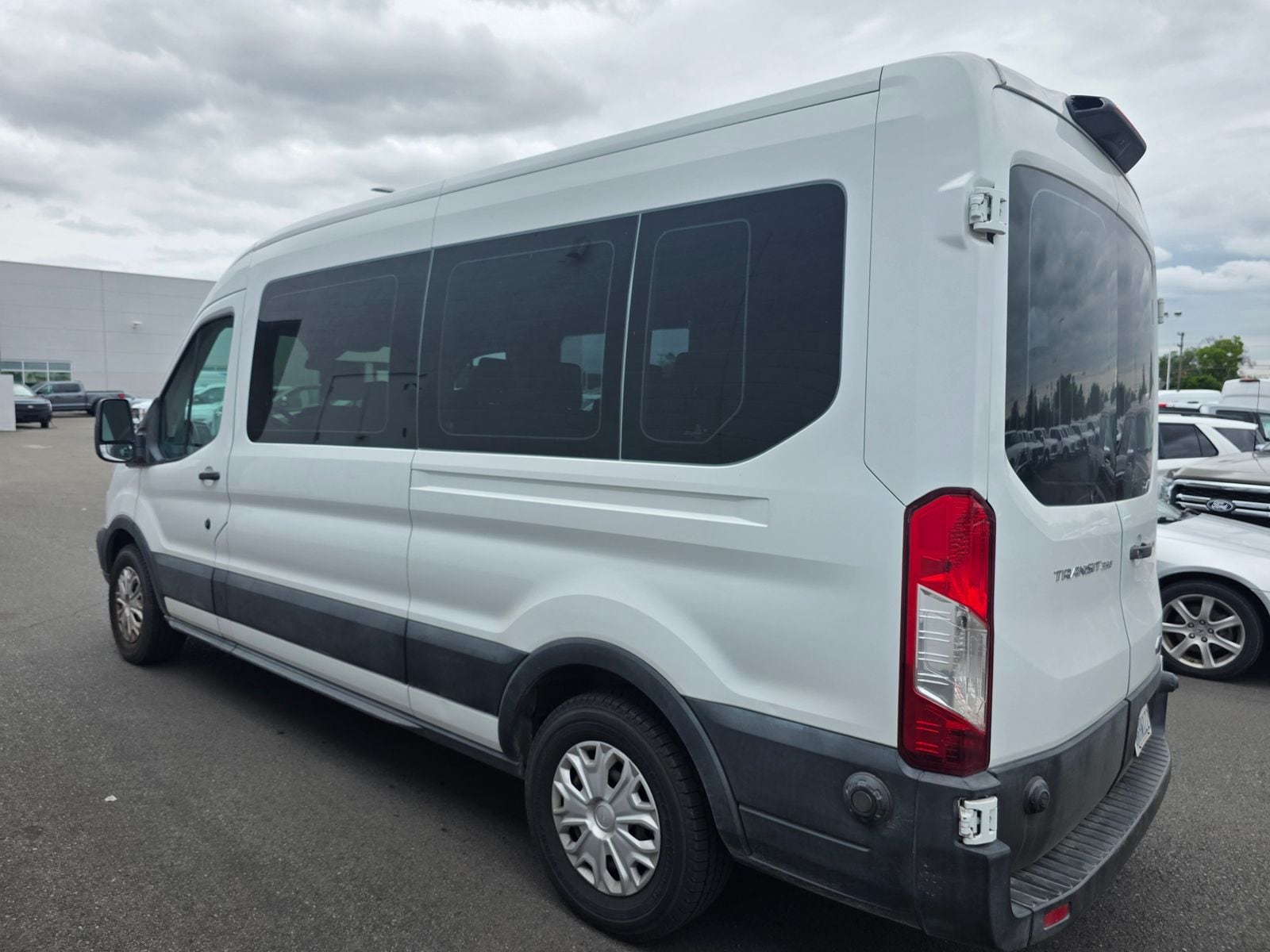 2019 Ford Transit-350 XLT photo 6