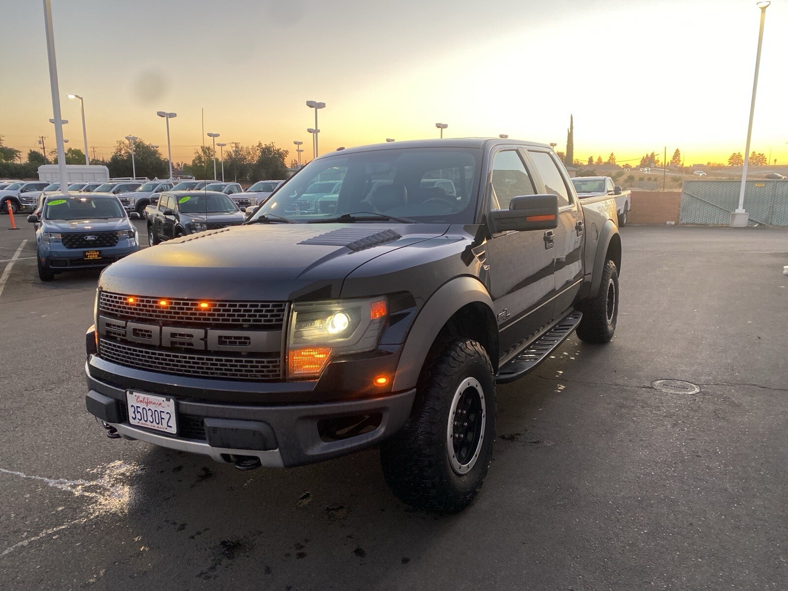 2013 Ford F-150 SVT Raptor photo 4