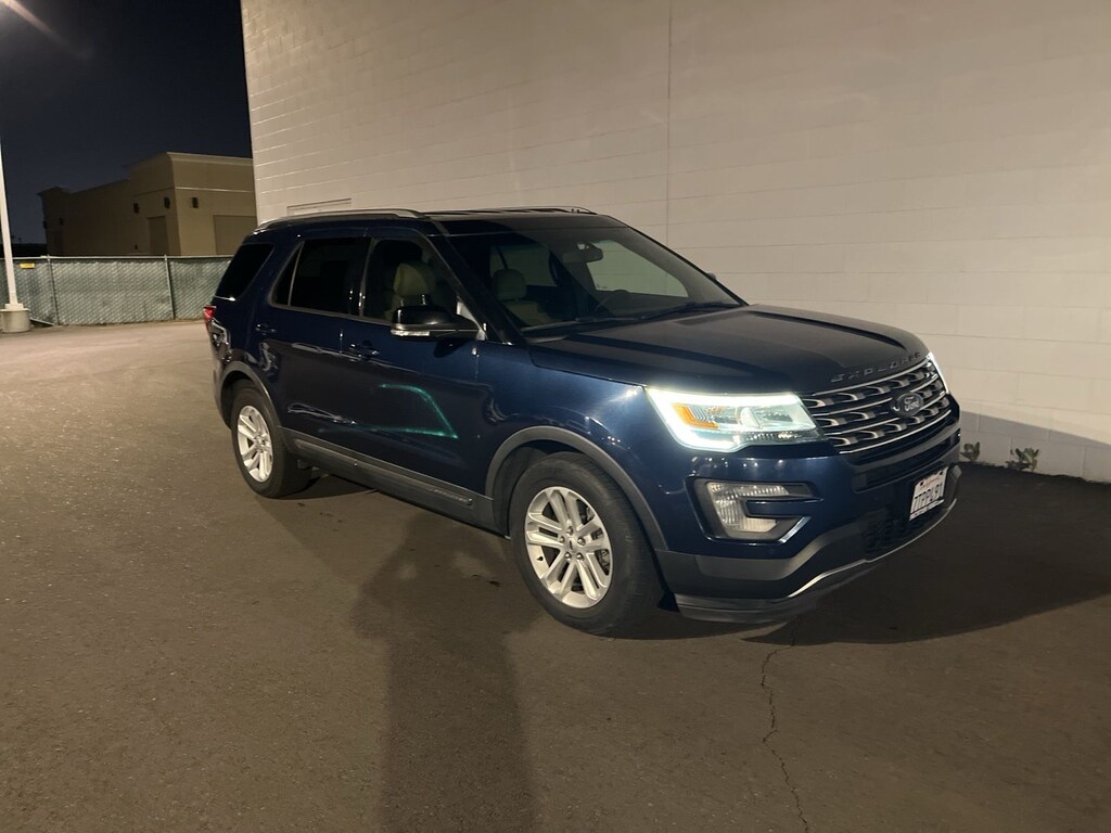 Used 2016 Ford Explorer XLT SUV