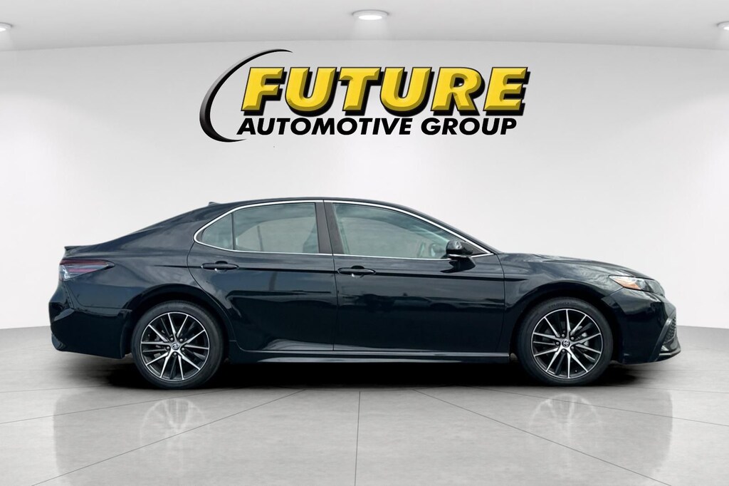 Certified 2023 Toyota Camry SE Sedan