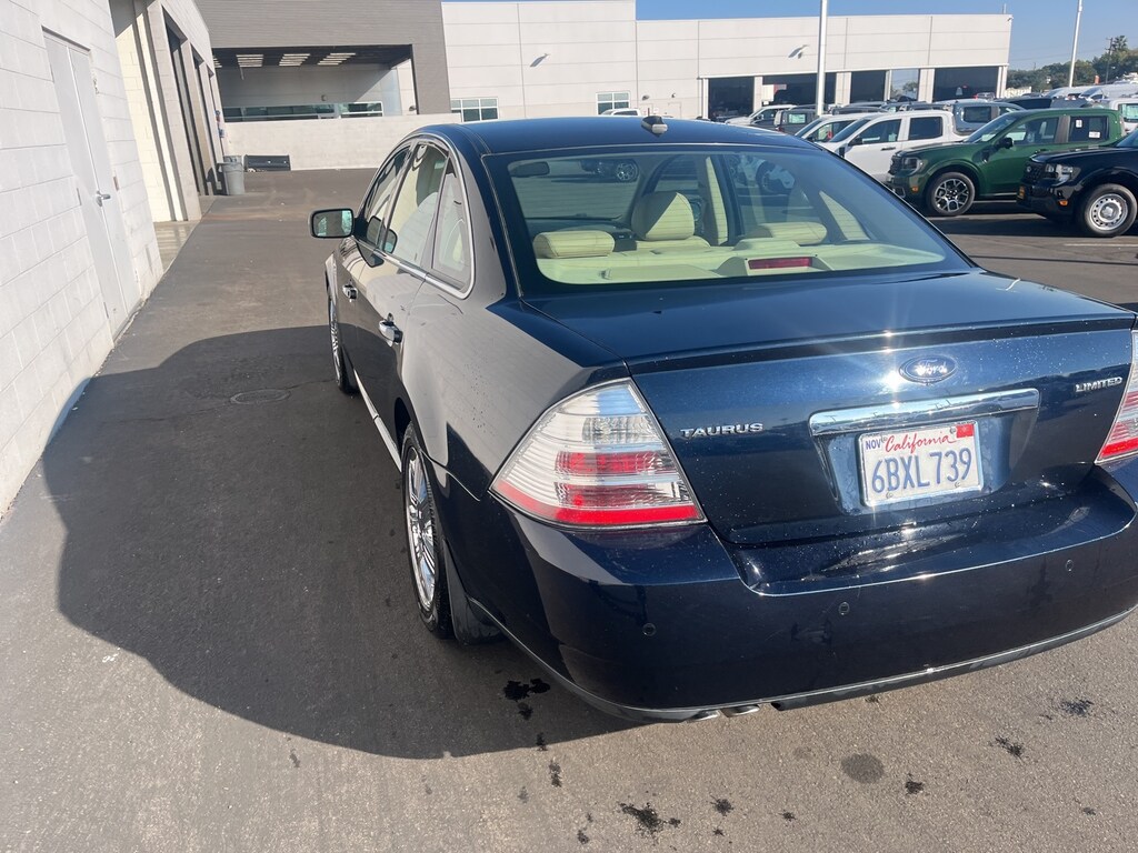Used 2008 Ford Taurus Limited Sedan