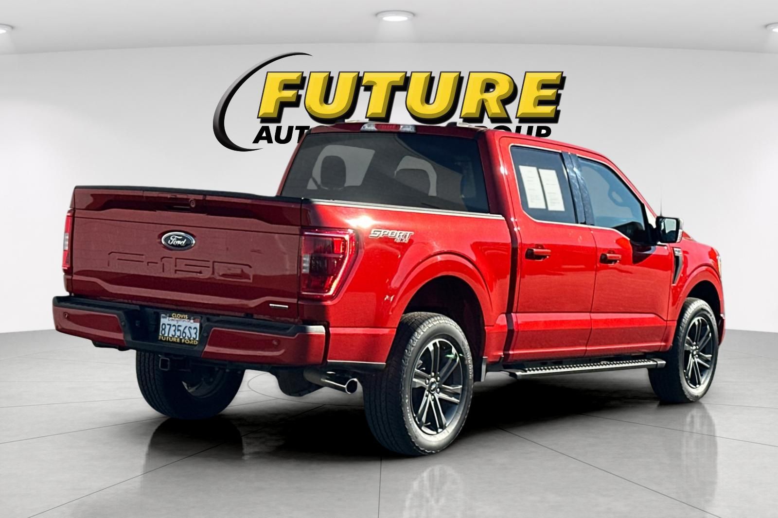 2023 Ford F-150 XLT photo 2