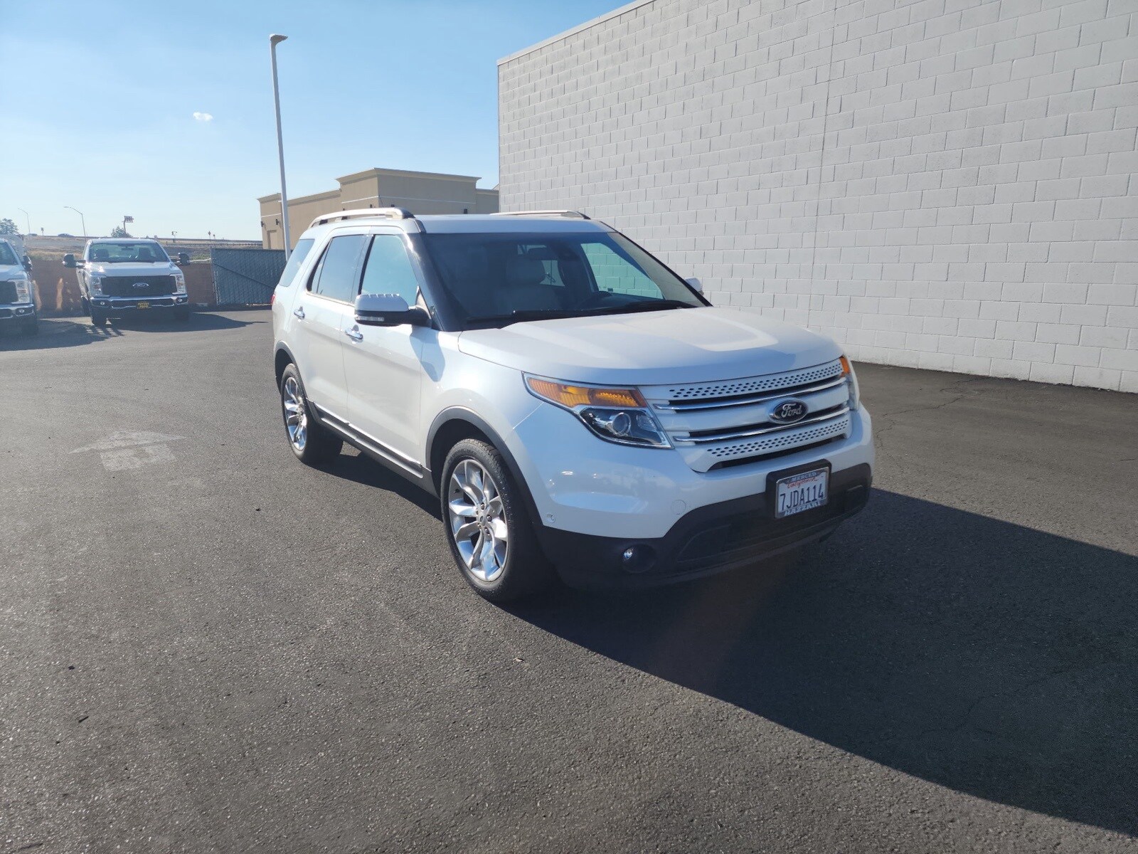 2015 Ford Explorer Limited photo 2