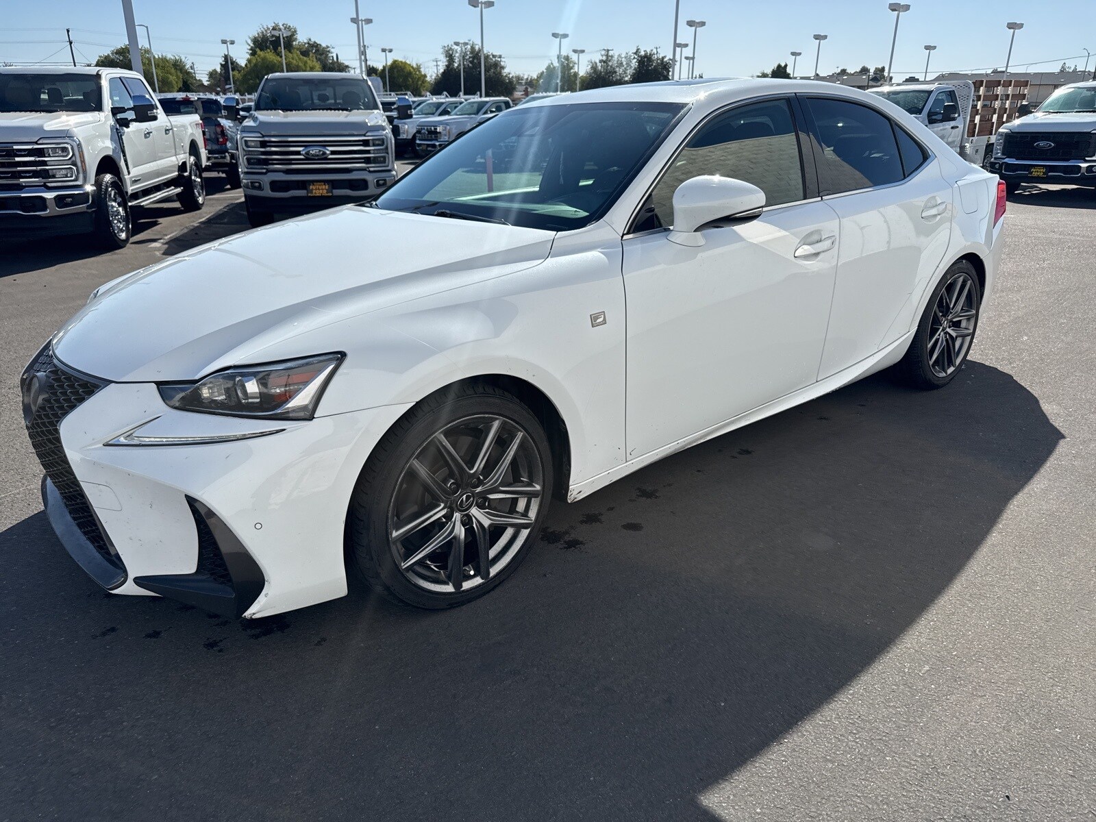 2019 Lexus IS 300 photo 2