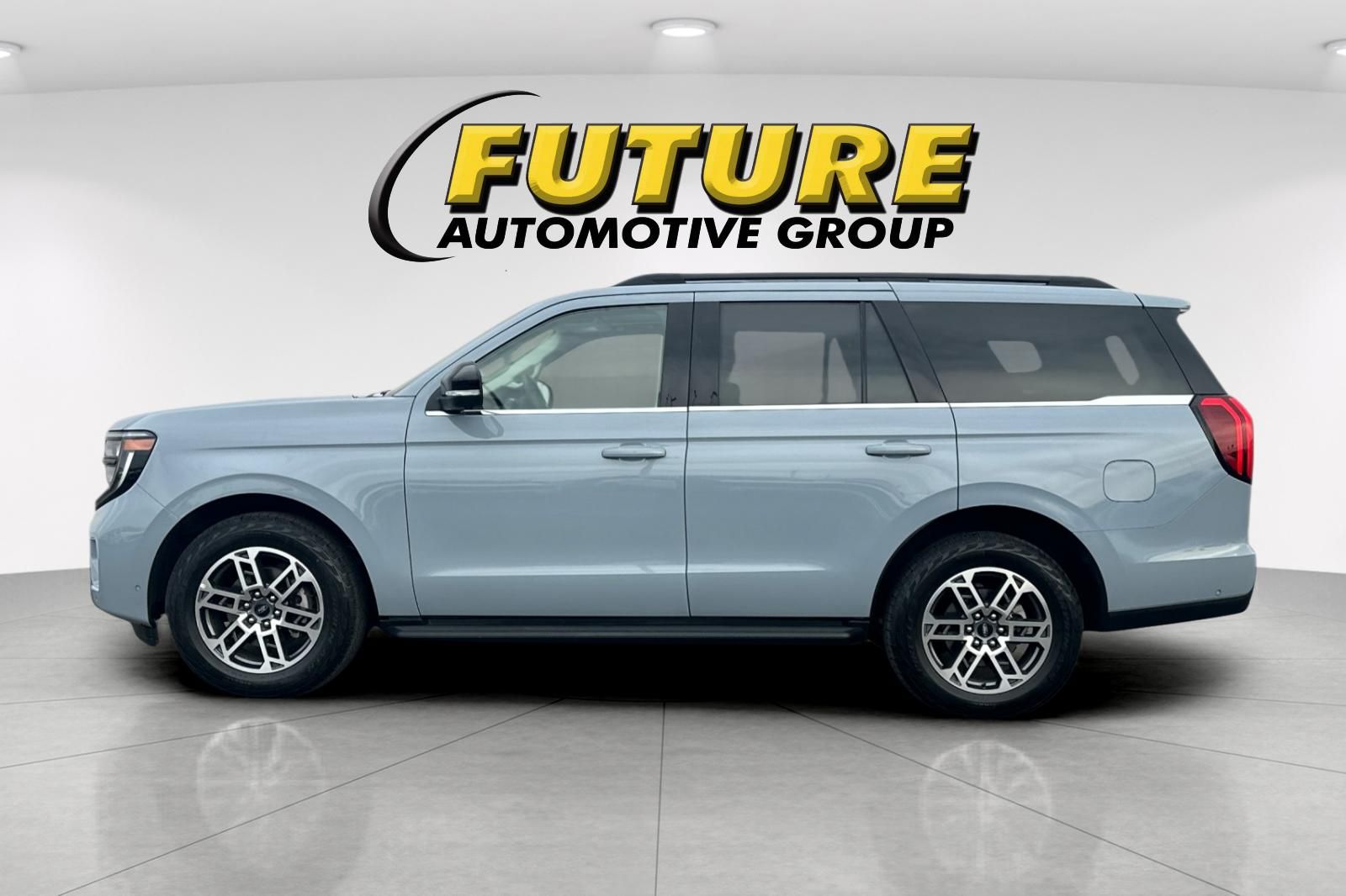 2025 Ford Expedition Active photo 5