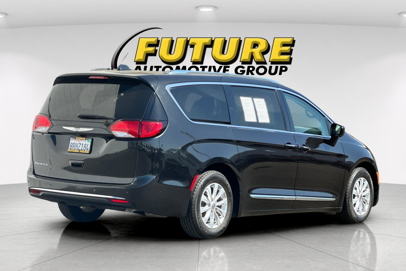 Certified 2019 Chrysler Pacifica Touring L Minivan/Van
