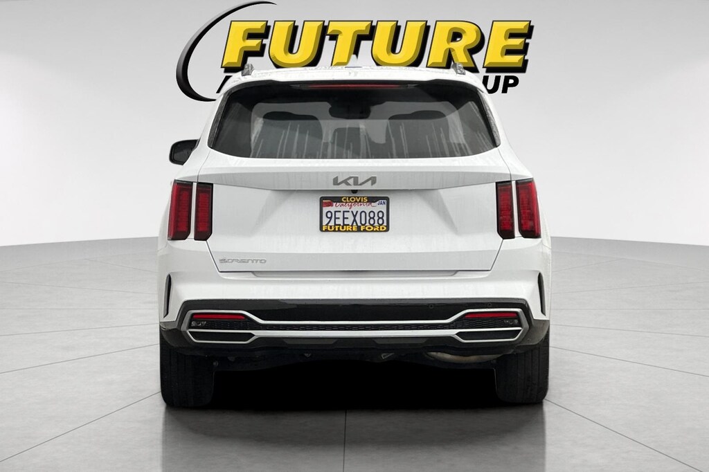 Used 2023 Kia Sorento S SUV