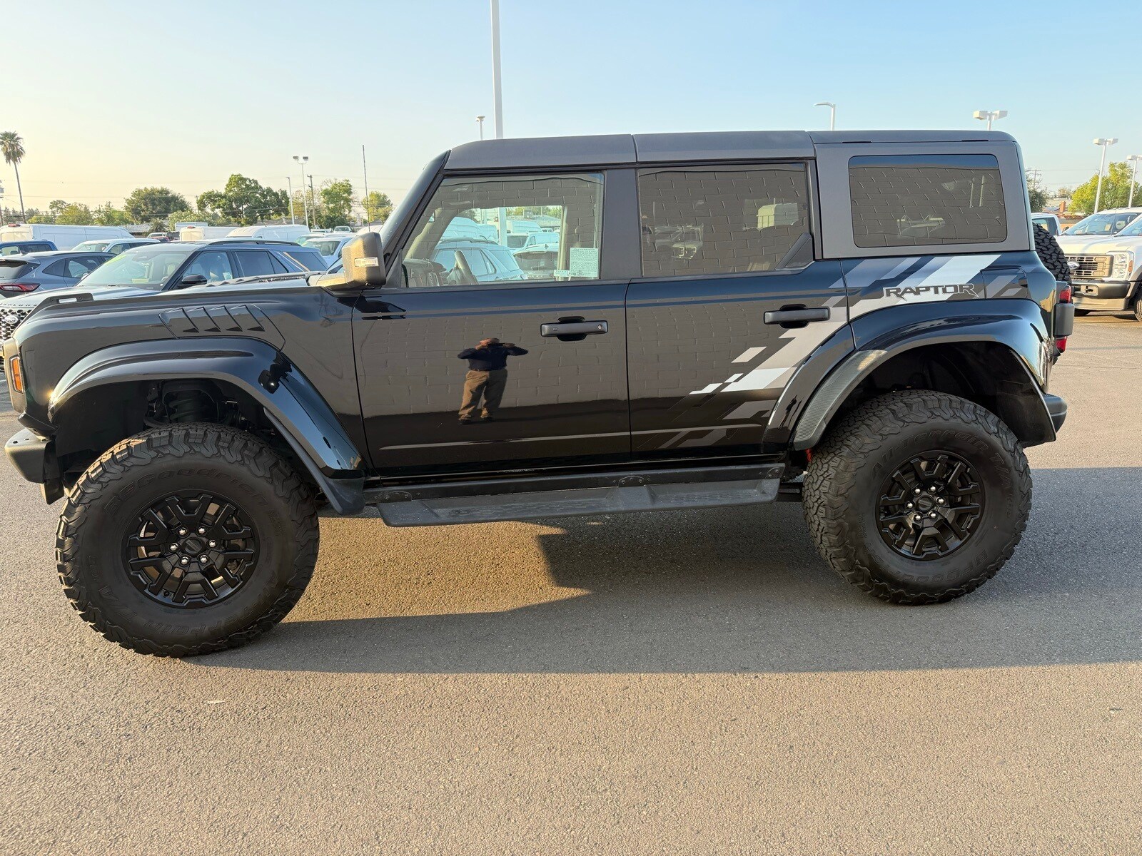 2024 Ford Bronco Raptor photo 2
