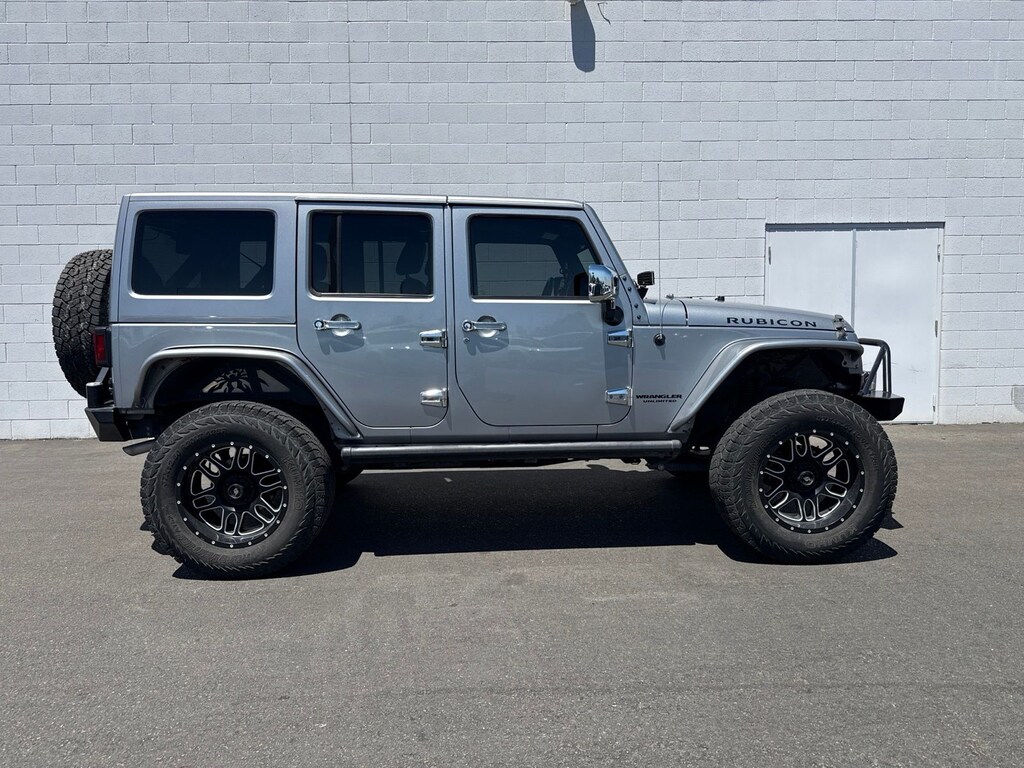 Used 2017 Jeep Wrangler Unlimited Rubicon SUV