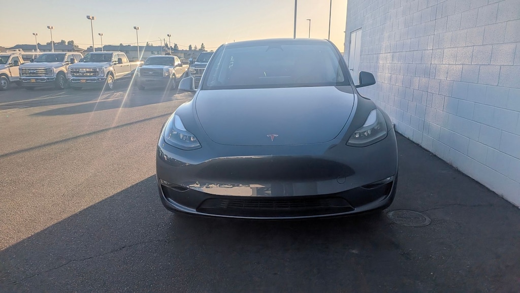 Used 2023 Tesla Model Y Long Range SUV