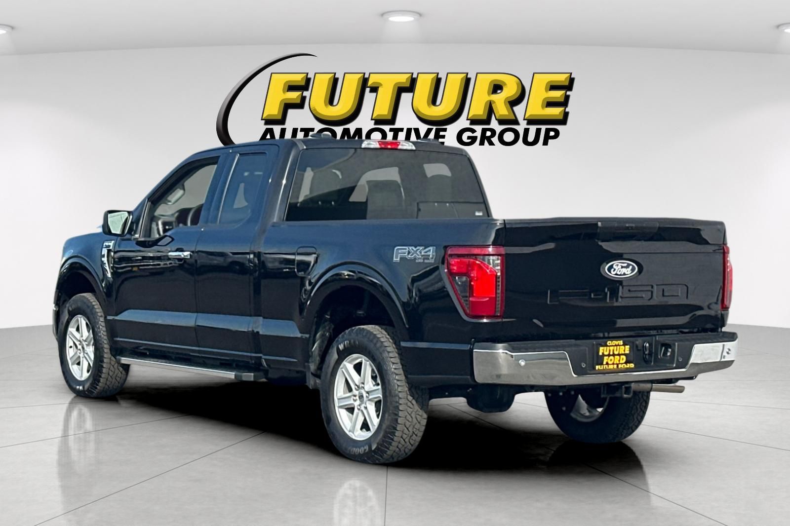 2025 Ford F-150 XLT photo 4