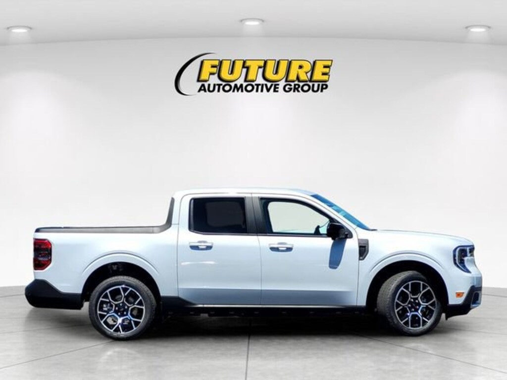 Used 2025 Ford Maverick LARIAT Crew Cab Pickup