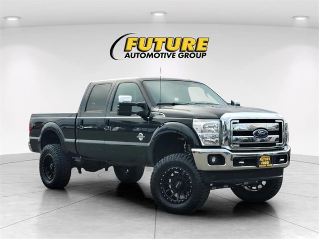 Used 2014 Ford Super Duty F-250 SRW Lariat Crew Cab Pickup