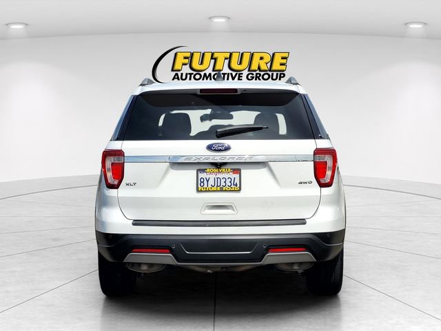 2019 Ford Explorer XLT photo 4