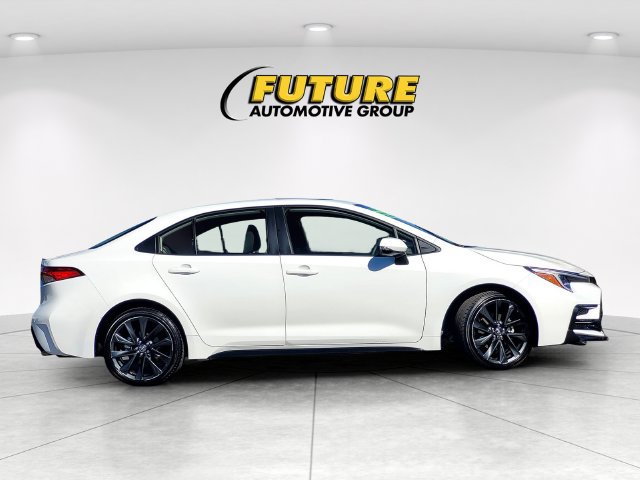 Used 2025 Toyota Corolla Hybrid SE 4dr Car