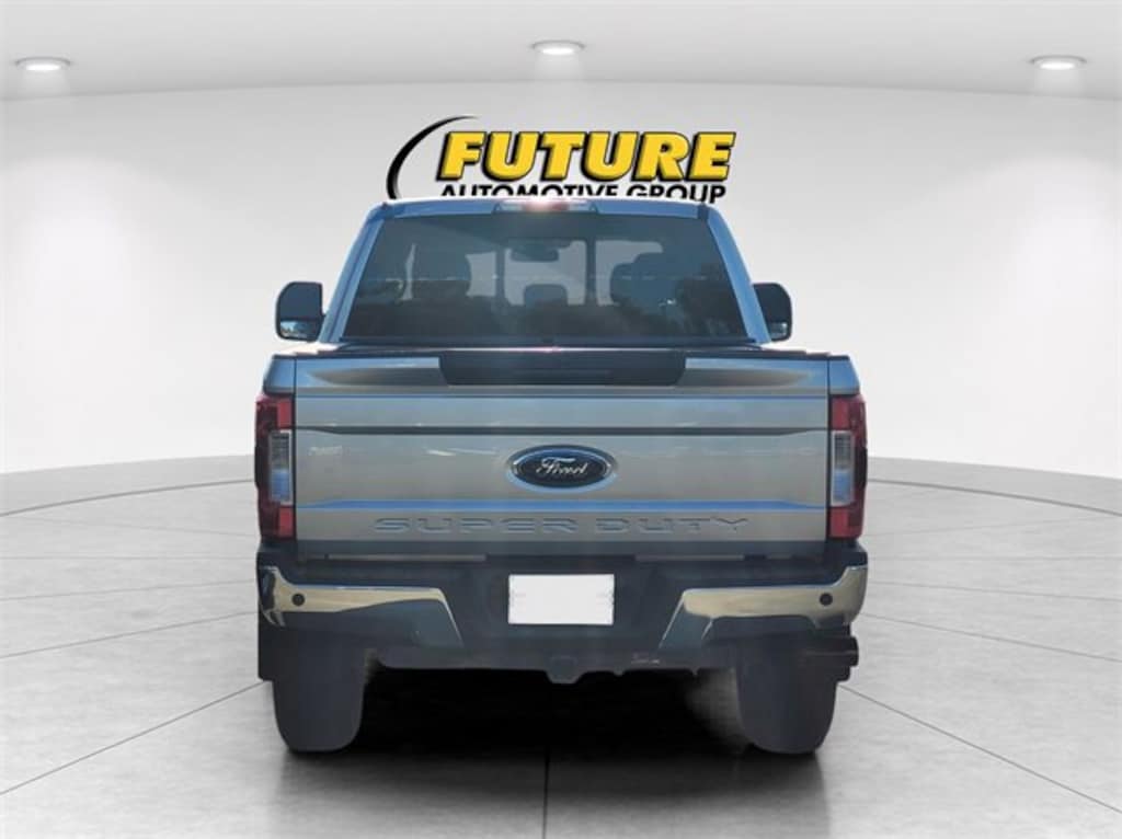 Used 2019 Ford Super Duty F-250 SRW LARIAT Crew Cab Pickup