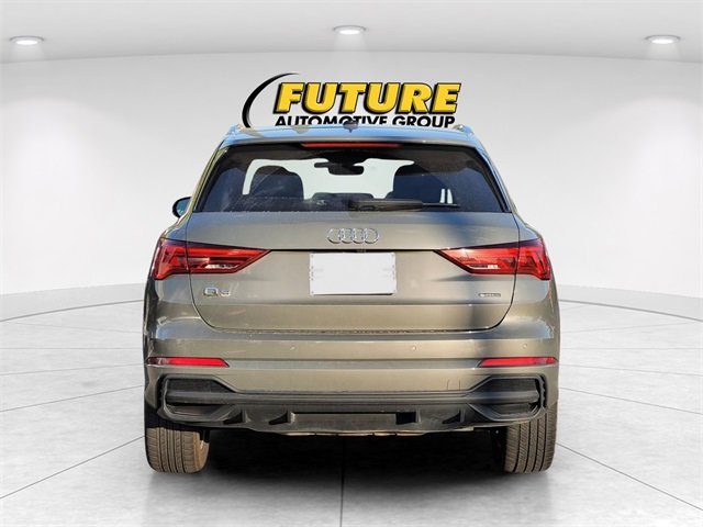 2023 Audi Q3 S line Premium photo 4