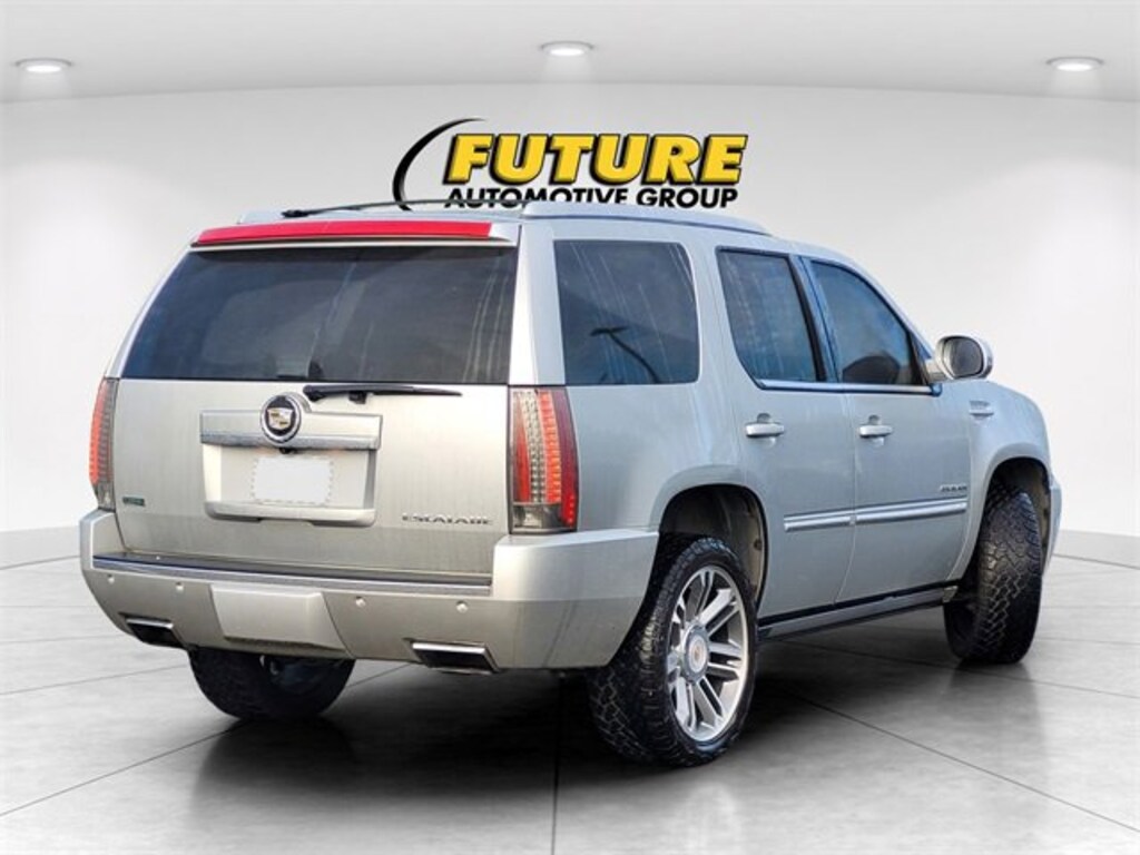 Used 2012 Cadillac Escalade Premium Sport Utility