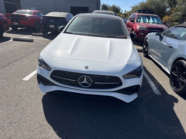  Mercedes-Benz CLA