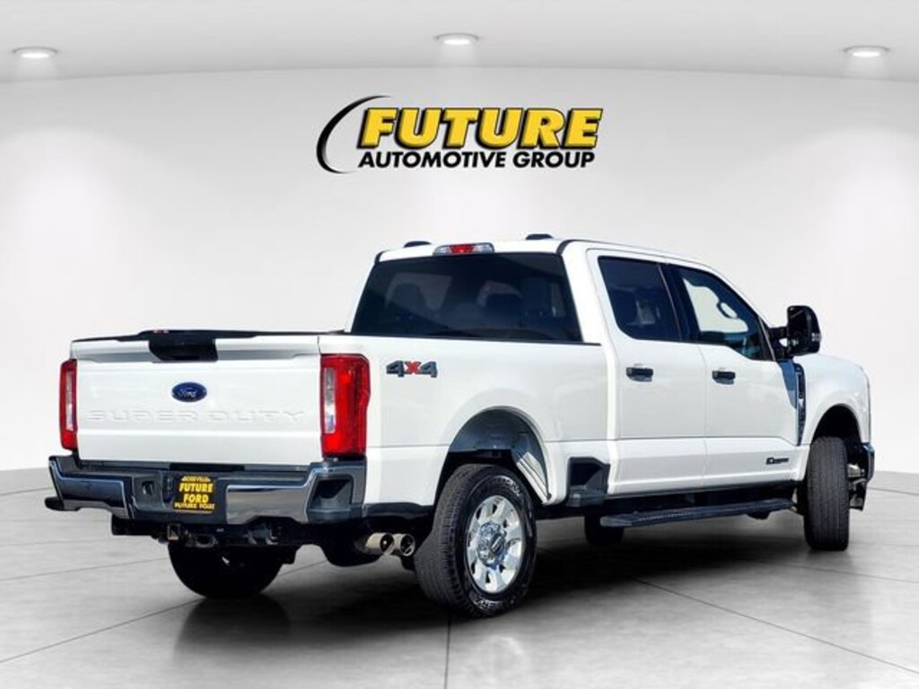 Certified 2024 Ford Super Duty F-250 SRW XLT Crew Cab Pickup