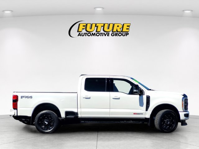 Used 2025 Ford Super Duty F-350 SRW LARIAT Crew Cab Pickup
