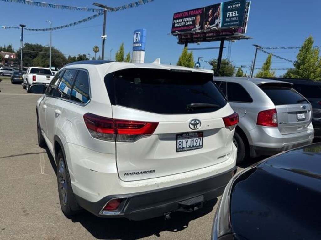 Used 2019 Toyota Highlander Limited Platinum Sport Utility