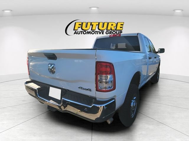 2022 Ram 2500 Tradesman photo 3