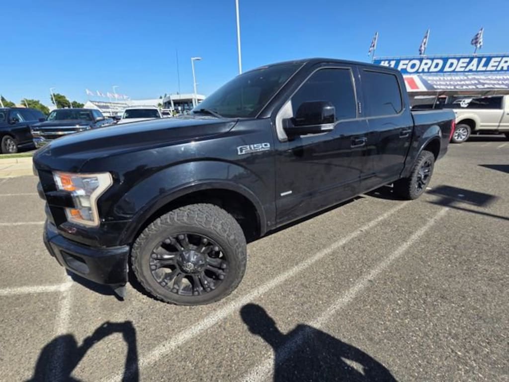 Used 2017 Ford F-150 Lariat Crew Cab Pickup