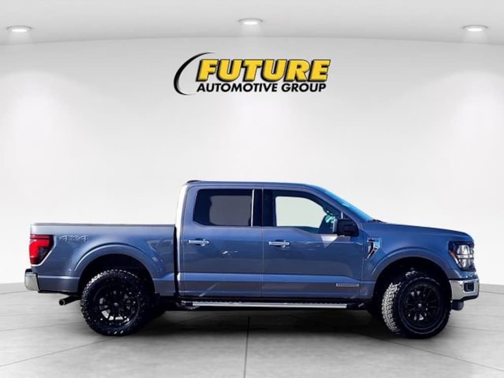 Used 2024 Ford F-150 XLT Crew Cab Pickup