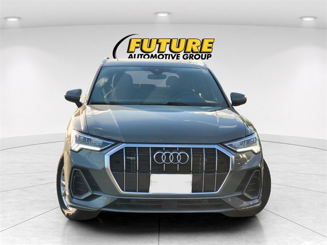 2023 Audi Q3 S line Premium photo 2