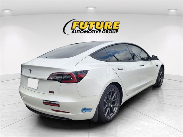 2021 Tesla Model 3 Standard Range Plus photo 3