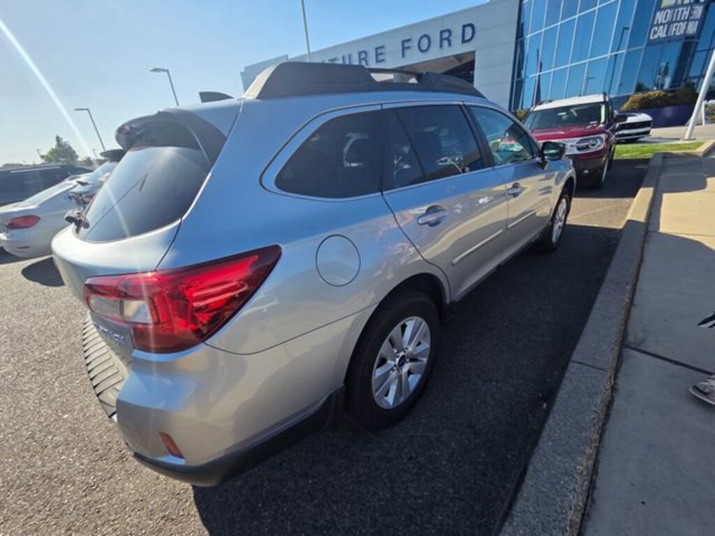 Used 2017 Subaru Outback Premium Sport Utility