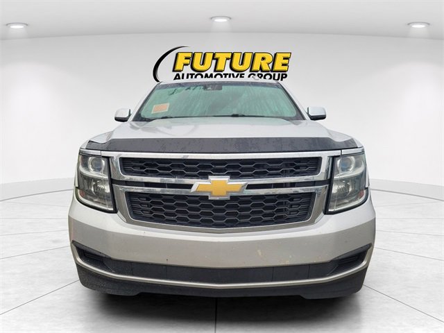 2015 Chevrolet Suburban LT photo 2