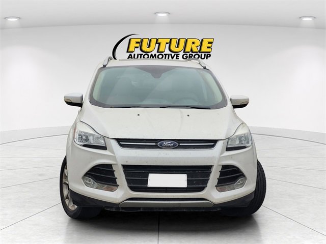 2016 Ford Escape Titanium photo 2