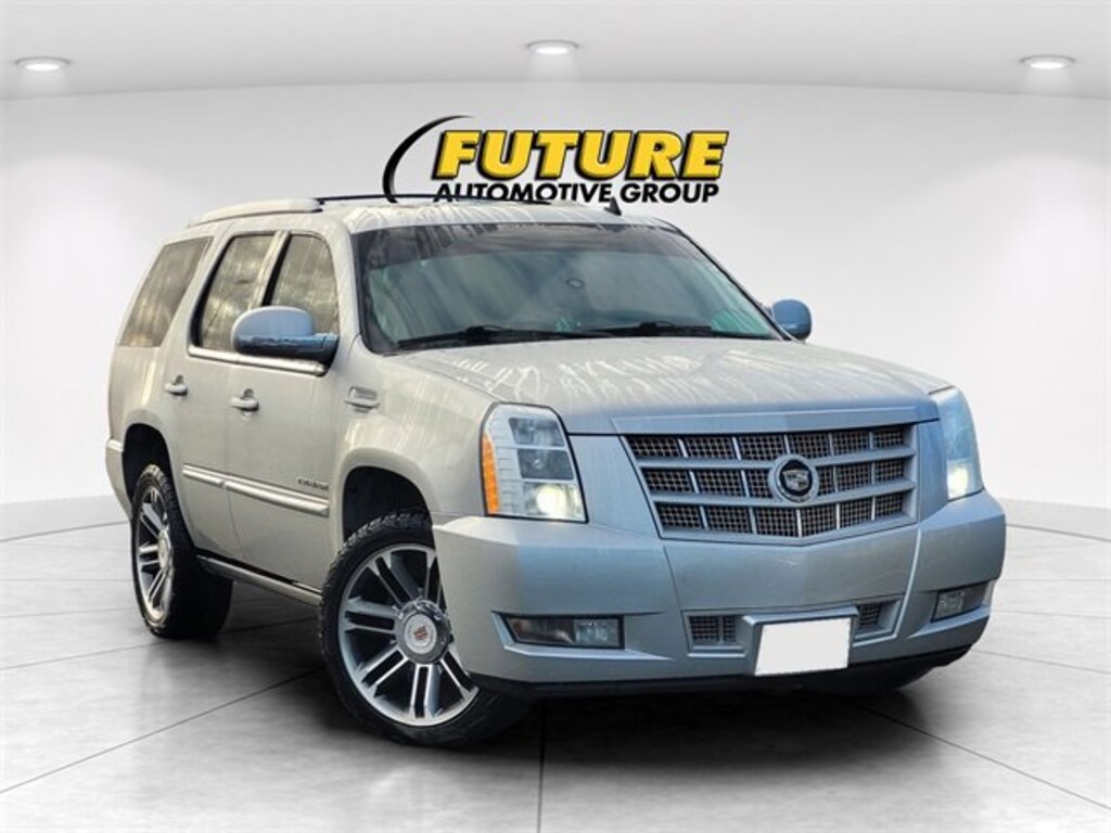 Used 2012 Cadillac Escalade Premium Sport Utility
