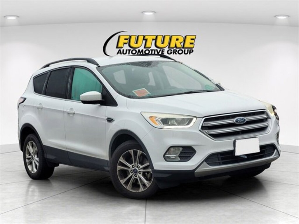 Used 2017 Ford Escape SE Sport Utility