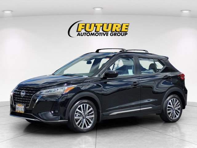 2024 Nissan Kicks SR photo 4