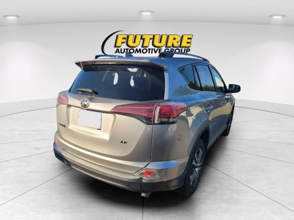 Used 2018 Toyota RAV4 LE Sport Utility