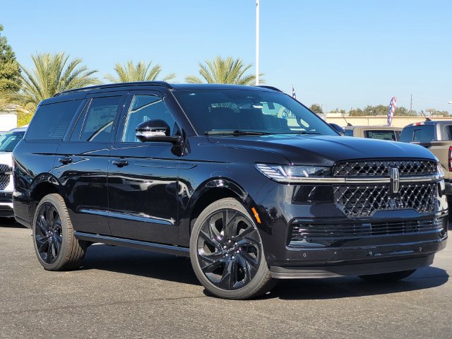 2027 Lincoln Navigator Reserve Sport Utility