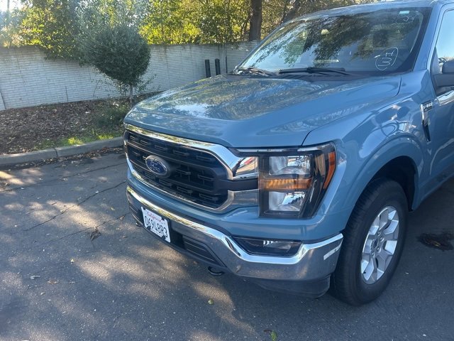 2023 Ford F-150 XLT photo 2