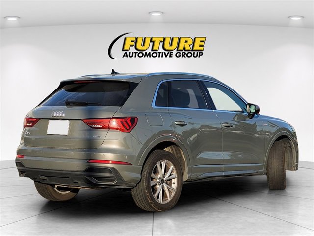 2023 Audi Q3 S line Premium photo 3