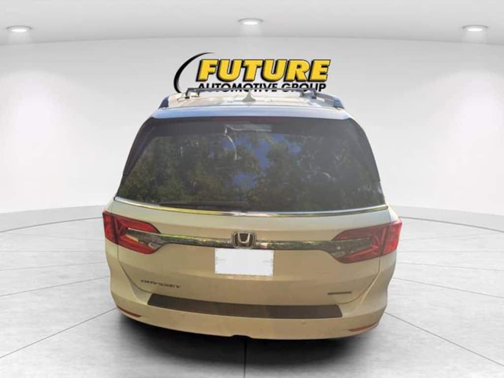 Certified 2020 Honda Odyssey Touring Mini-van, Passenger