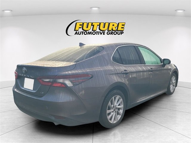 2023 Toyota Camry LE photo 3