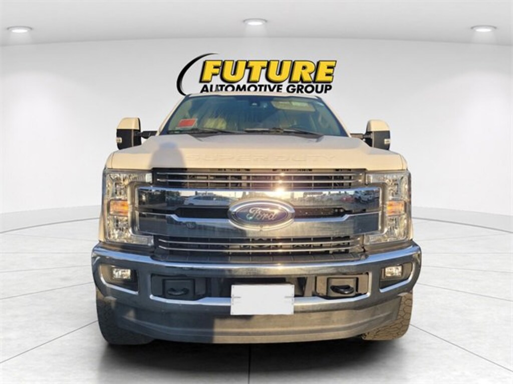 Used 2019 Ford Super Duty F-250 SRW LARIAT Crew Cab Pickup