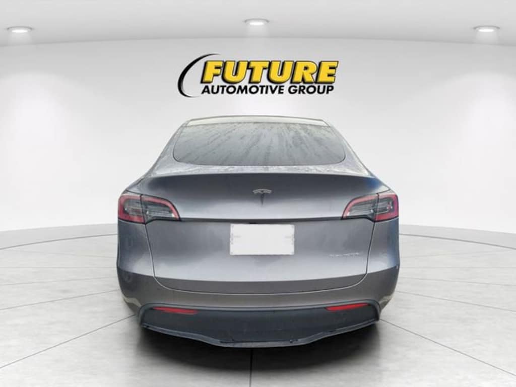 Used 2025 Tesla Model Y Long Range Sport Utility